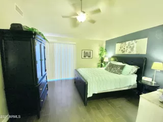 Photo #5: 6239913 Listing