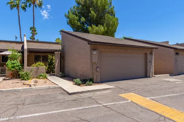 MLS: 6239978 Condo For Sale