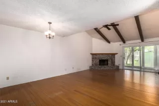 Photo #4: 6239978 Listing 