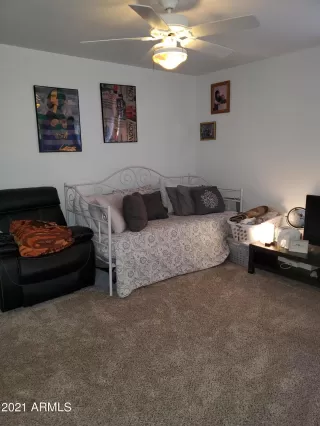 Photo #3: 6240199 Listing