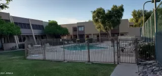 Photo #6: 6240199 Listing