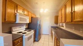 Photo #2: 6240259 Listing