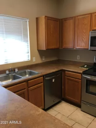 Photo #2: 6240305 Listing 