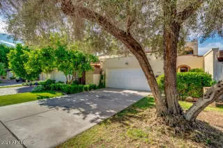 Photo #2: 6240462 Listing 