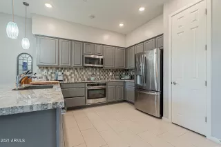 Photo #5: 6240516 Listing