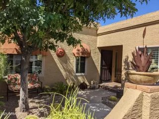 Photo #2: 6240787 Listing