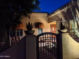 Photo #4: 6240787 Listing