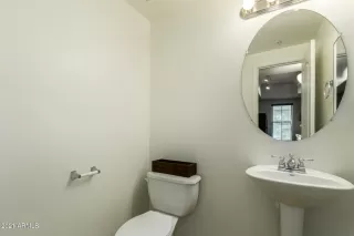 Photo #4: 6241171 Listing