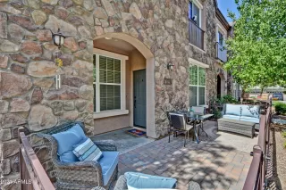 Photo #2: 6241333 Listing