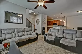 Photo #3: 6241333 Listing