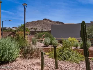 Photo #3: 6241353 Listing