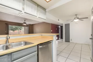 Photo #5: 6241403 Listing