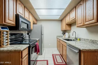 Photo #6: 6241495 Listing