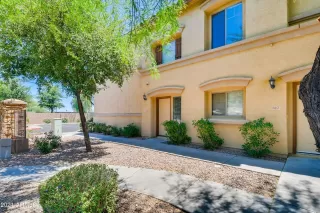 Photo #3: 6241499 Listing