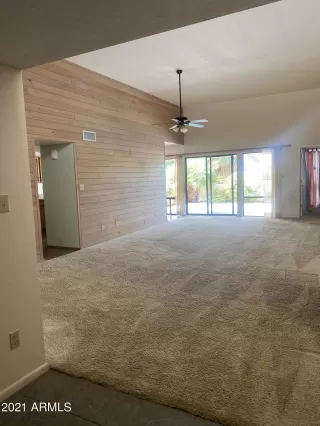 Photo #3: 6241674 Listing