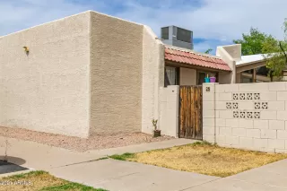 Photo #2: 6241736 Listing