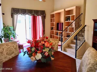 Photo #2: 6241768 Listing 