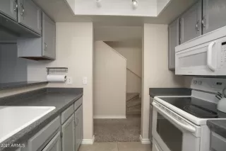 Photo #5: 6241794 Listing 