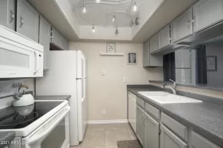 Photo #6: 6241794 Listing 