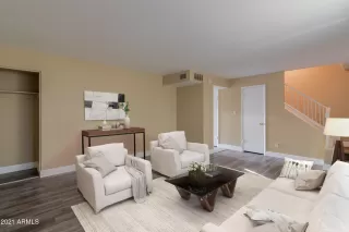 Photo #2: 6241942 Listing