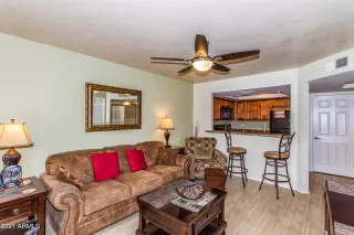 Photo #2: 6242005 Listing