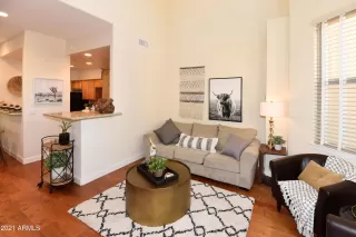 Photo #2: 6242038 Listing 