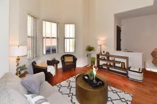 Photo #3: 6242038 Listing 