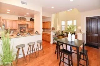 Photo #6: 6242038 Listing 