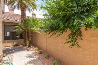 Photo #2: 6242069 Listing