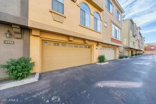 MLS: 6242243 Condo For Sale