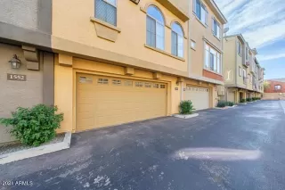 Photo #1: 6242243 Listing