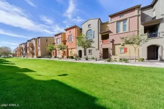 Photo #3: 6242243 Listing