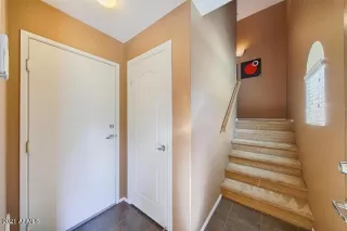 Photo #4: 6242243 Listing