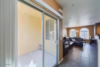 Photo #6: 6242243 Listing