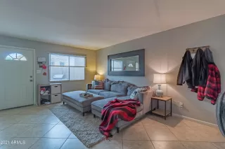 Photo #5: 6242391 Listing