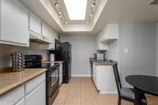 Photo #2: 6242670 Listing