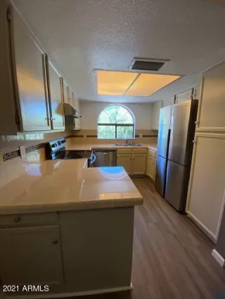 Photo #4: 6242686 Listing