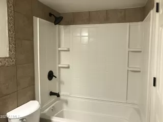 Photo #3: 6242689 Listing