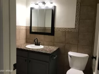 Photo #4: 6242689 Listing