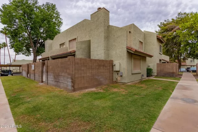 MLS: 6242718 Condo For Sale