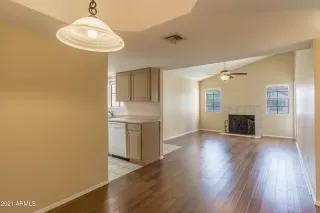 Photo #4: 6242775 Listing