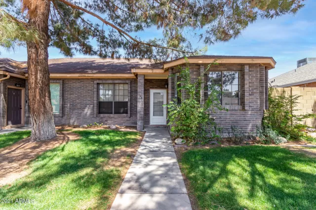 MLS: 6242919 Condo For Sale