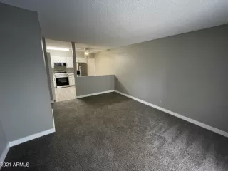 Photo #3: 6243029 Listing