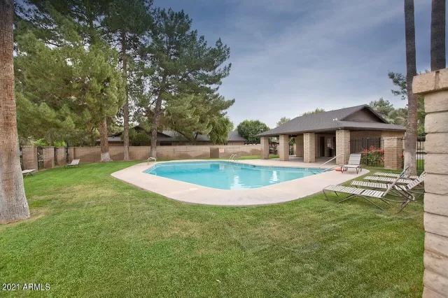 MLS: 6243087 Condo For Sale