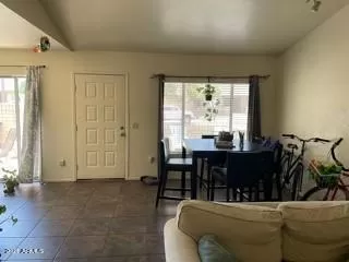 Photo #4: 6243087 Listing