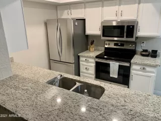 Photo #2: 6243280 Listing