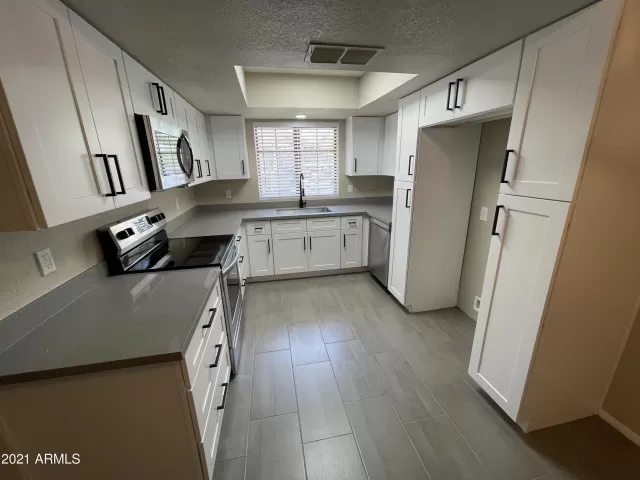 MLS: 6243744 Condo For Sale