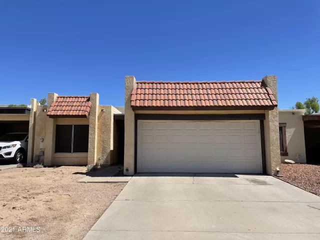 MLS: 6243763 Condo For Sale