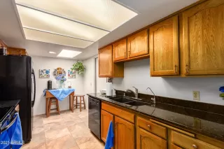 Photo #4: 6243776 Listing