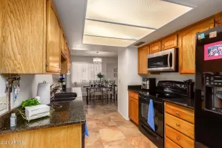 Photo #5: 6243776 Listing